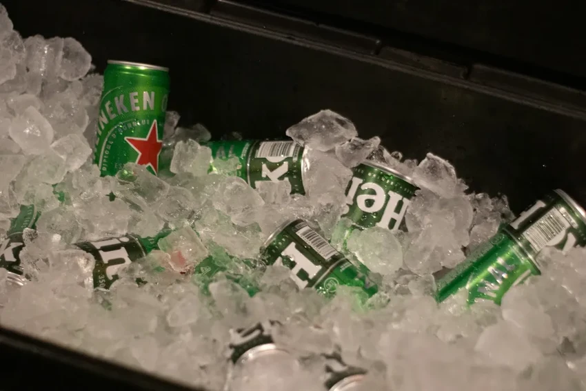 Как избежать похмелья: что говорит наука о выборе напитков и закуски