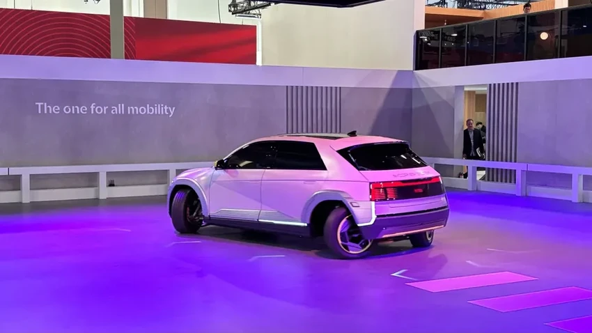 Концепт Hyundai с колёсами на 90°: парковка, которую вы ещё не видели