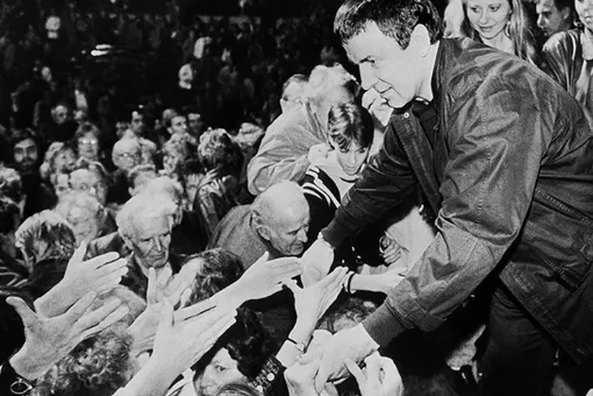 Анатолий Кашпировский: как гипнотизёр завоевал доверие всей страны