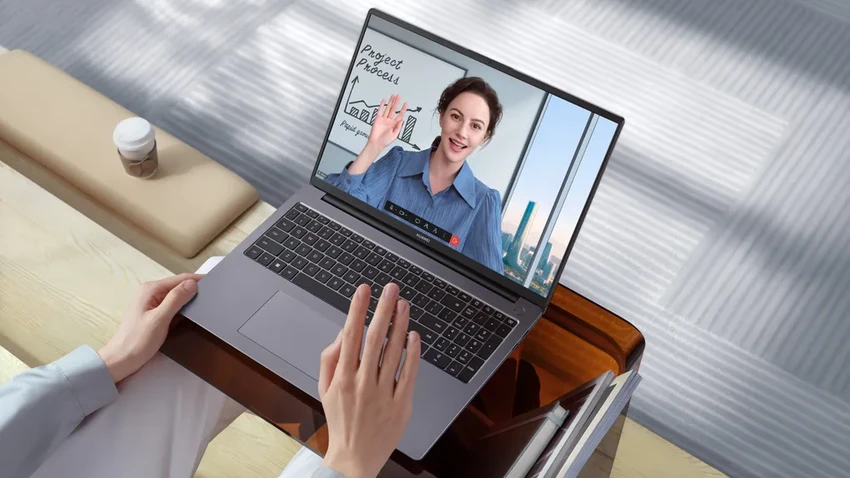 Обзор мощного ноутбука с большим экраном для работы и путешествий