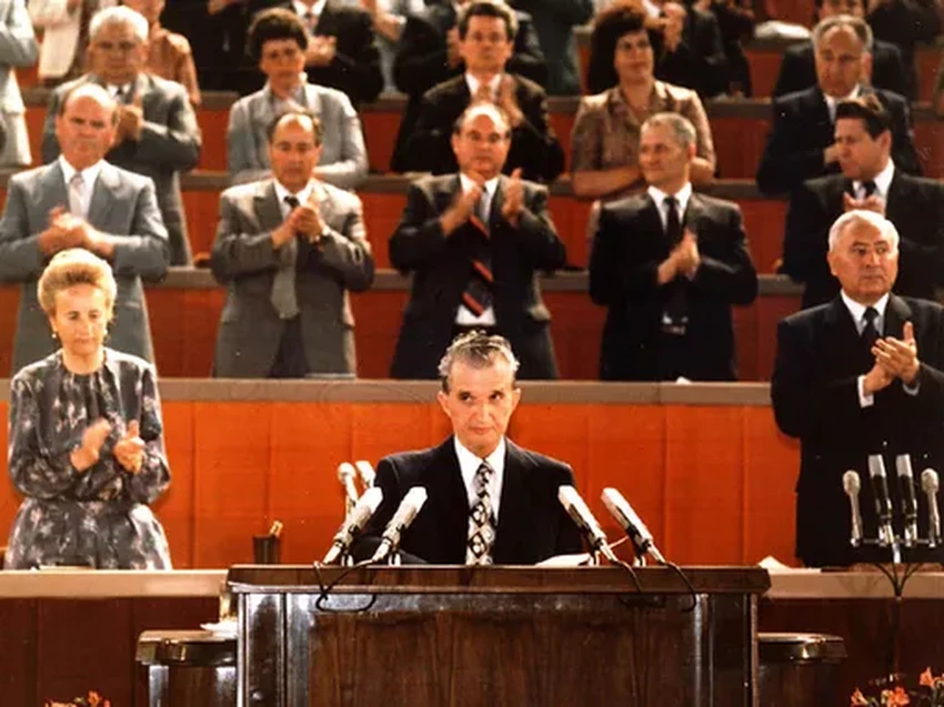 Румынский переворот 1989: почему казнили Чаушеску с женой?