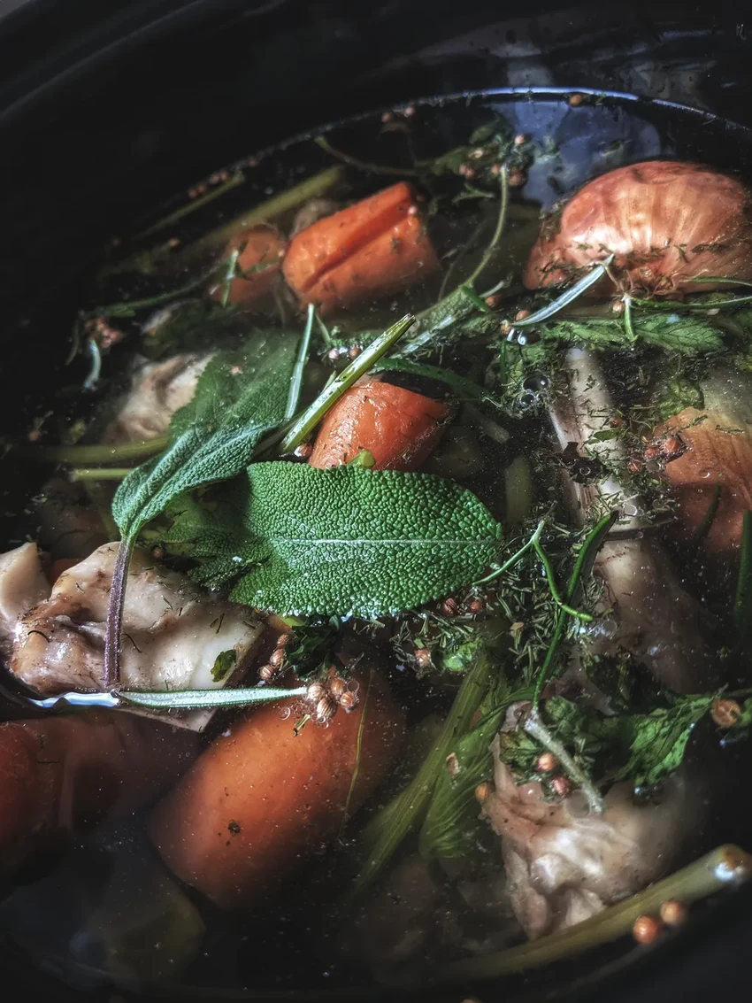 Польза мяса на кости: почему его стоит готовить и есть?