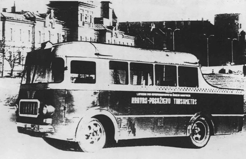 Как рижский РАФ-251 обогнал ПАЗ и стал первым бескапотным автобусом СССР