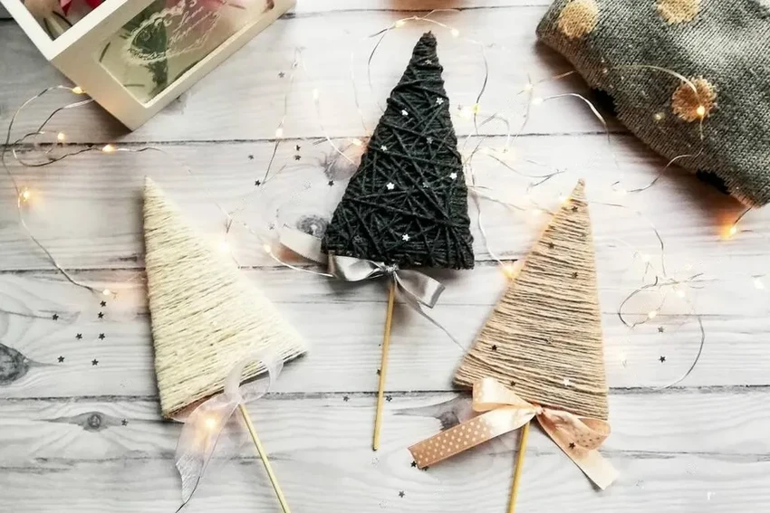 Новогодние игрушки своими руками: 10 бюджетных идей для ёлки
