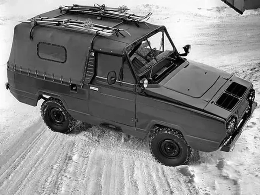 УАЗ «Ягуар»: как советский внедорожник-амфибия покорил Волгу