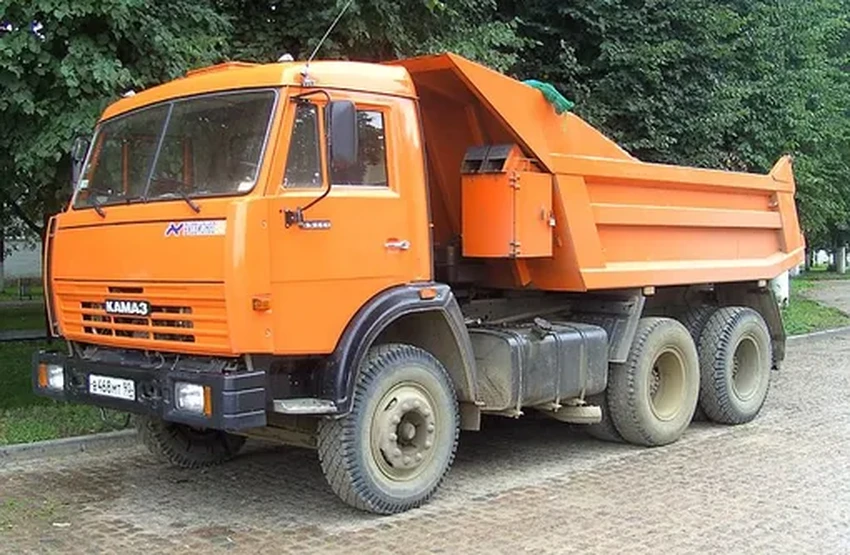 Тайна боковых накладок на КамАЗах: зачем они нужны на самом деле?