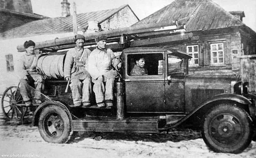 Пожарная машина 1930-х: как советская «полуторка» тушила пожары