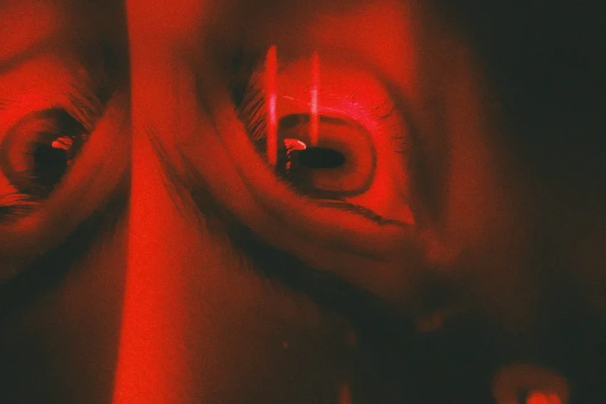 Что расскажут белки в глазной жидкости о возрасте и болезнях