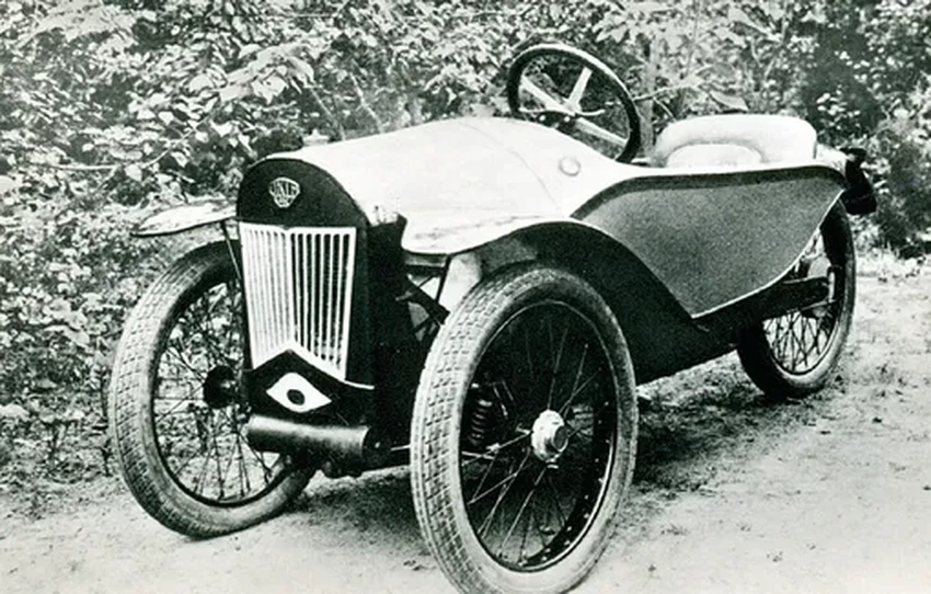 Первые советские самодельные автомобили: Карапет, ОКТА и Михлеон