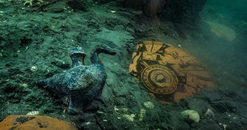 Археологи нашли золото и серебро в затонувшем египетском городе Гераклион