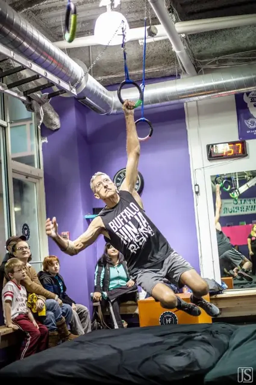 До скольки лет можно стать ниндзя? История пенсионеров на полосе препятствий