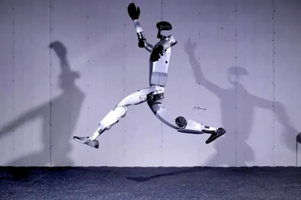 Гуманоид G1 от Unitree: робот, который говорит, танцует и может стать помощником