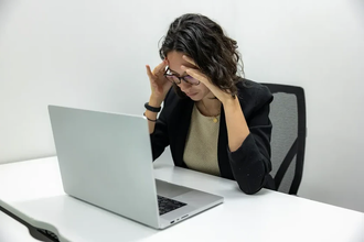 Рабочий стресс и переутомление повышают риск аритмии