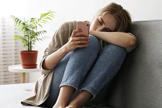 Смартфон-диагност: как приложение распознает депрессию по вашему лицу