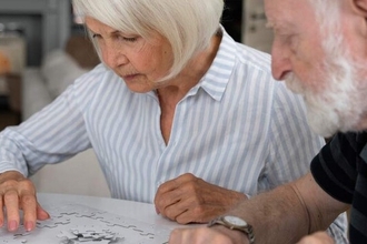 Новый препарат донанемаб замедлил болезнь Альцгеймера на 35% в клинических испытаниях