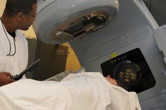 Протонная FLASH-терапия: лечение рака за секунду без вреда