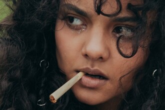 Курение каннабиса: новые данные о долгосрочном вреде для лёгочной функции