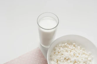 Кефир против старения: как простой напиток влияет на клеточные процессы