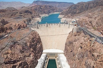 Легендарная плотина Гувера высыхает: повторяет ли Америка ошибку Аральского моря?