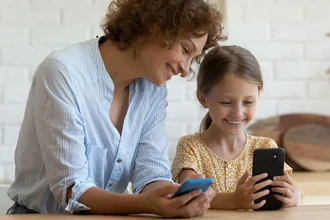 7 смартфонов для учёбы: выбираем идеальный гаджет школьнику