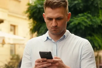 Завис iPhone: полная инструкция по перезагрузке для всех моделей