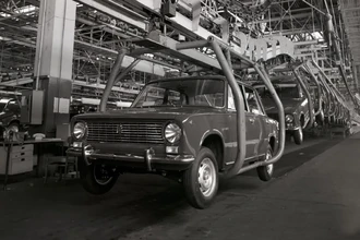 Первый хакер СССР: как месть программиста остановила конвейер ВАЗа