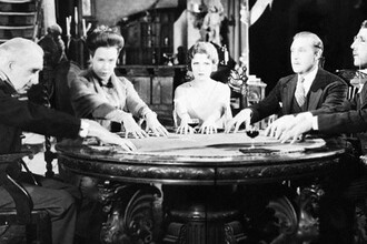 Голоса с того света: что наука узнала о слуховом опыте медиумов