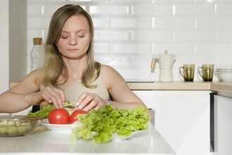 Диета для иммунитета: как бактерии кишечника замедляют старение