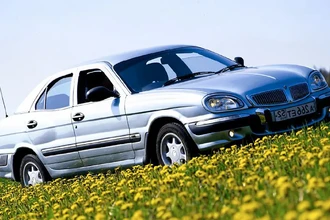 ГАЗ-3111: история редкой «Волги» из 90-х, которая не пошла в серию