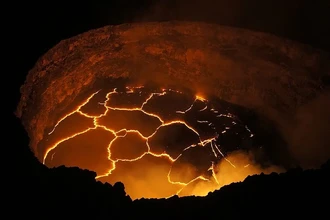 Геологи пробурили земную мантию: рекордная скважина глубиной более километра