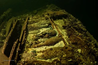 В Балтике найден корабль с сотнями бутылок шампанского XIX века