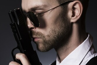 Окситоцин: как гормон любви вызывает жажду мести в конфликтах групп