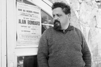 Ален Бомбар: как врач выжил в океане 65 дней без запасов