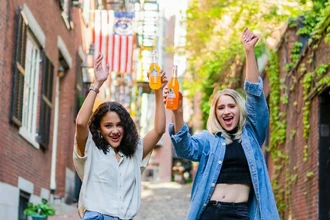 Новое исследование: почему отказ от алкоголя может быть полезнее умеренного питья