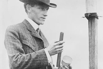 Чарльз Хэтфилд: как продавец дождя обманул засуху и разбогател