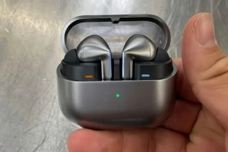 Samsung Galaxy Buds3 Pro: живые фото подтверждают кардинальную смену дизайна