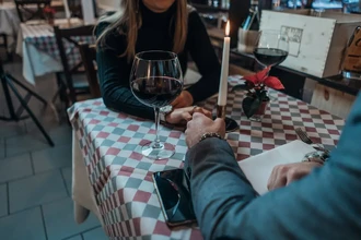 Почему современной молодежи так сложно строить серьезные отношения?