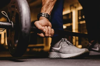 Тяжёлая атлетика после 70: как силовые тренировки продлевают здоровье