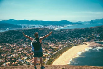 Как путешествовать дешево: 5 рабочих способов сэкономить на отпуске