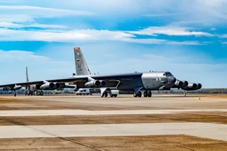Падение B-52: как пилоты спасли бомбардировщик после отказа четырёх двигателей