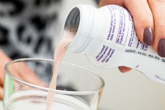 Может ли питательный коктейль замедлить деменцию? Результаты 3-летнего исследования