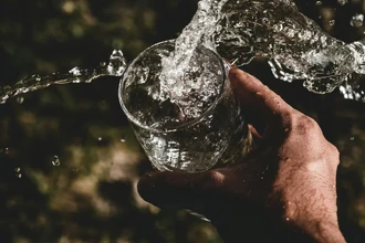 Как пить воду без насилия над собой: личный гид по водному балансу