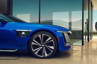 Коробка передач для электромобиля: зачем GM патентует педаль сцепления