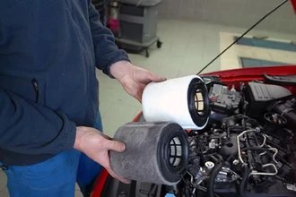 7 признаков, что воздушный фильтр в машине пора менять: когда зажигается Check Engine