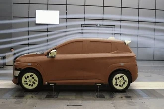 Российский электромобиль Atom: как его доводят до ума и придумывают цвета