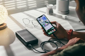 Пауэрбанк без риска: 4 правила безопасной зарядки в дороге