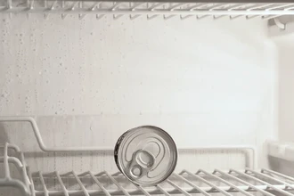 Наледь в холодильнике: причины и способы убрать лед на задней стенке