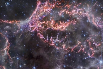 «Джеймс Уэбб» сфотографировал сверхновую в виде космического шара