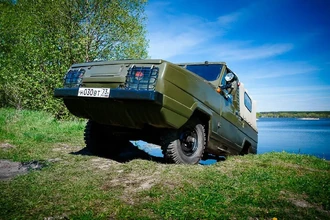 УАЗ «Ягуар»: как советский внедорожник-амфибия покорил Волгу