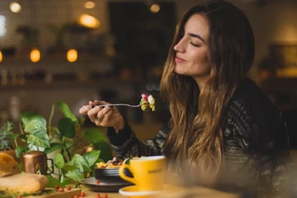 Как наша еда убивает интеллект: диета, ведущая к идиократии